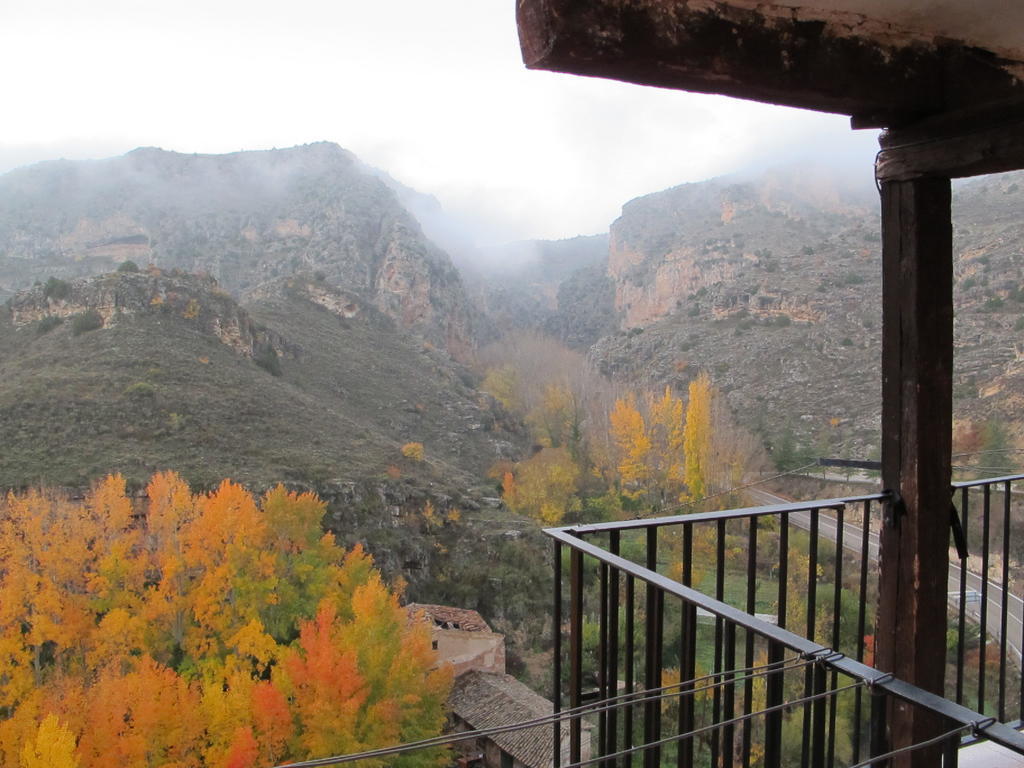 Los Palacios Albarracín 部屋 写真